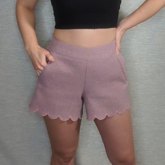 Dusty Rose Scalloped Shorts - Picture 1 of 9